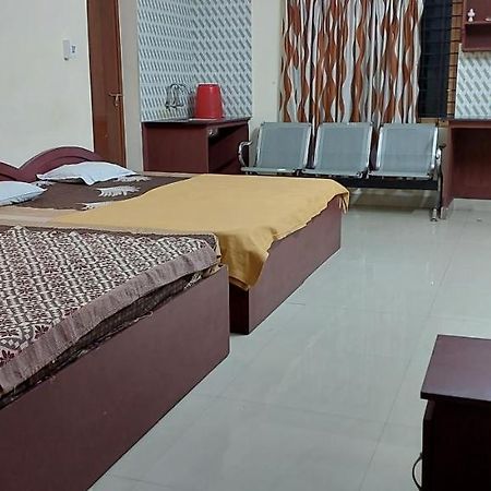 Guruvayur Adithya מראה חיצוני תמונה