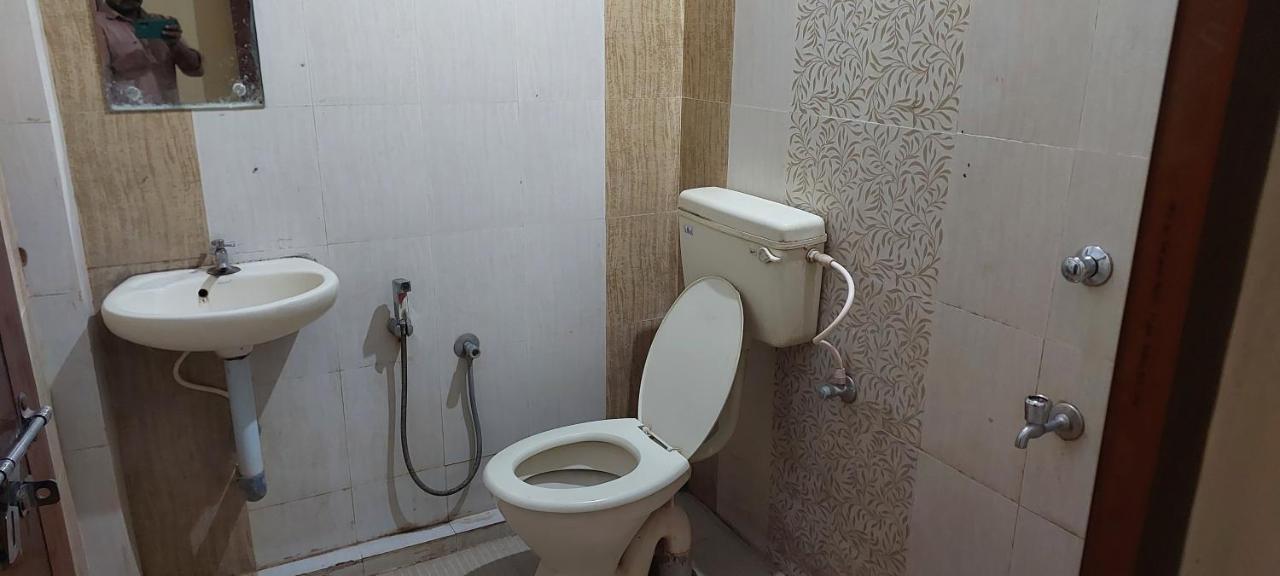 Guruvayur Adithya מראה חיצוני תמונה