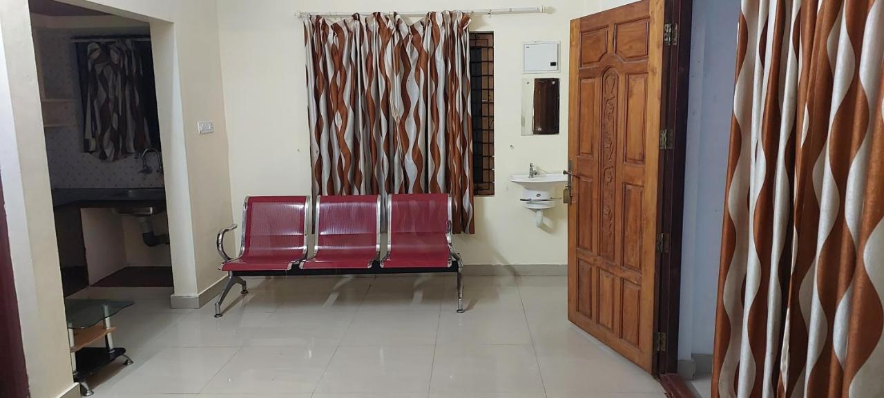 Guruvayur Adithya מראה חיצוני תמונה