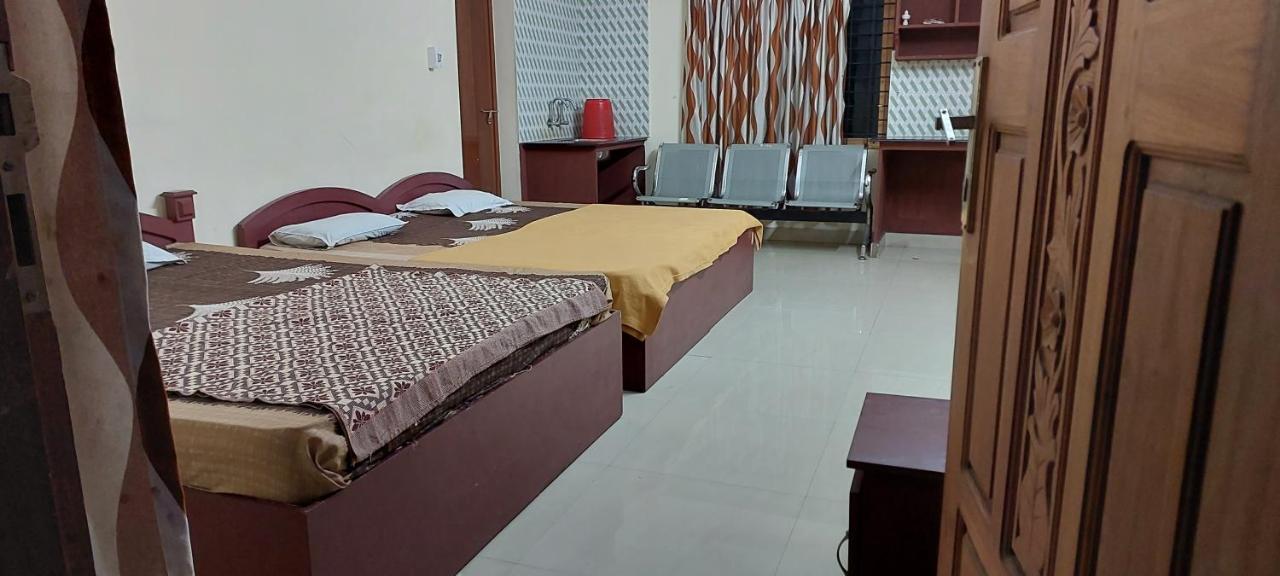 Guruvayur Adithya מראה חיצוני תמונה