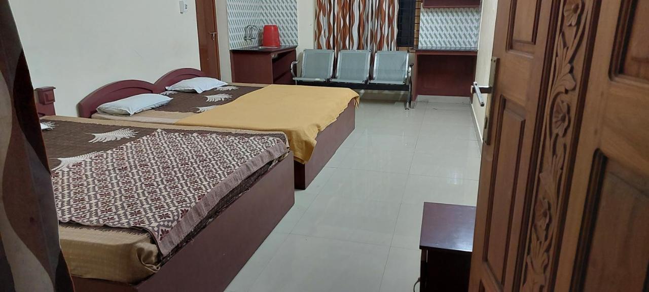 Guruvayur Adithya מראה חיצוני תמונה